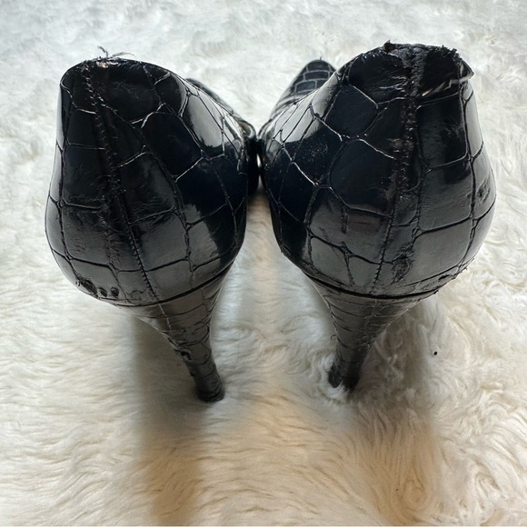 Bandolino Black Heels Pointed Toe Glossy Finish Black Size 9 - Picture 4 of 16